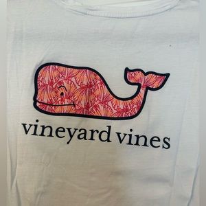 Size Medium Vinyard Viens T-shirt
